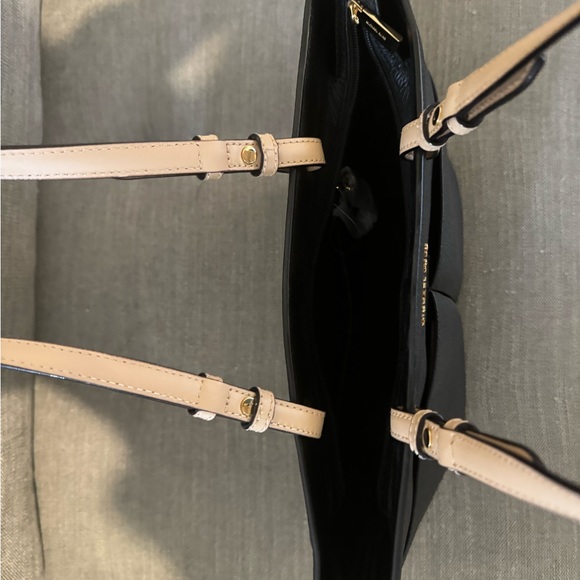 Michael Kors Tote Bag - Picture 10 of 10